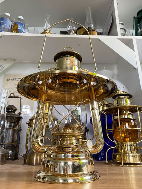 9832-S_Brass_Shade_Refector_Hurricane_Lantern