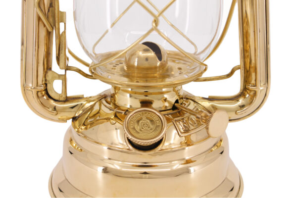 Hurricane Oil Lantern - Brass - 12.5"