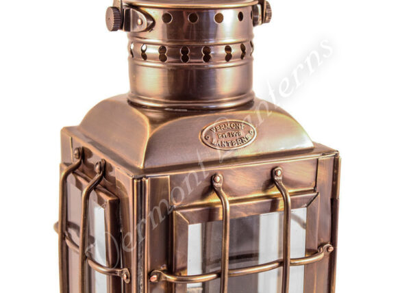 Ship Lantern - Antique Brass Chiefs Oil Lamp - 10"