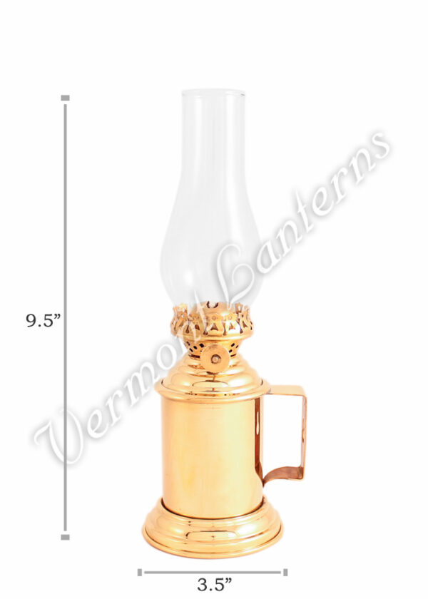 Oil Lanterns - Brass Tavern Mug Lamp - 9.5"