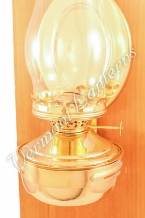 Wall Lantern - Large Brass "Mansfield" 14"