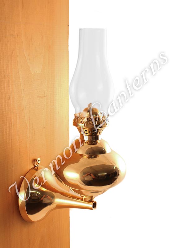 Wall Lamp - Brass "Sterling" 9"